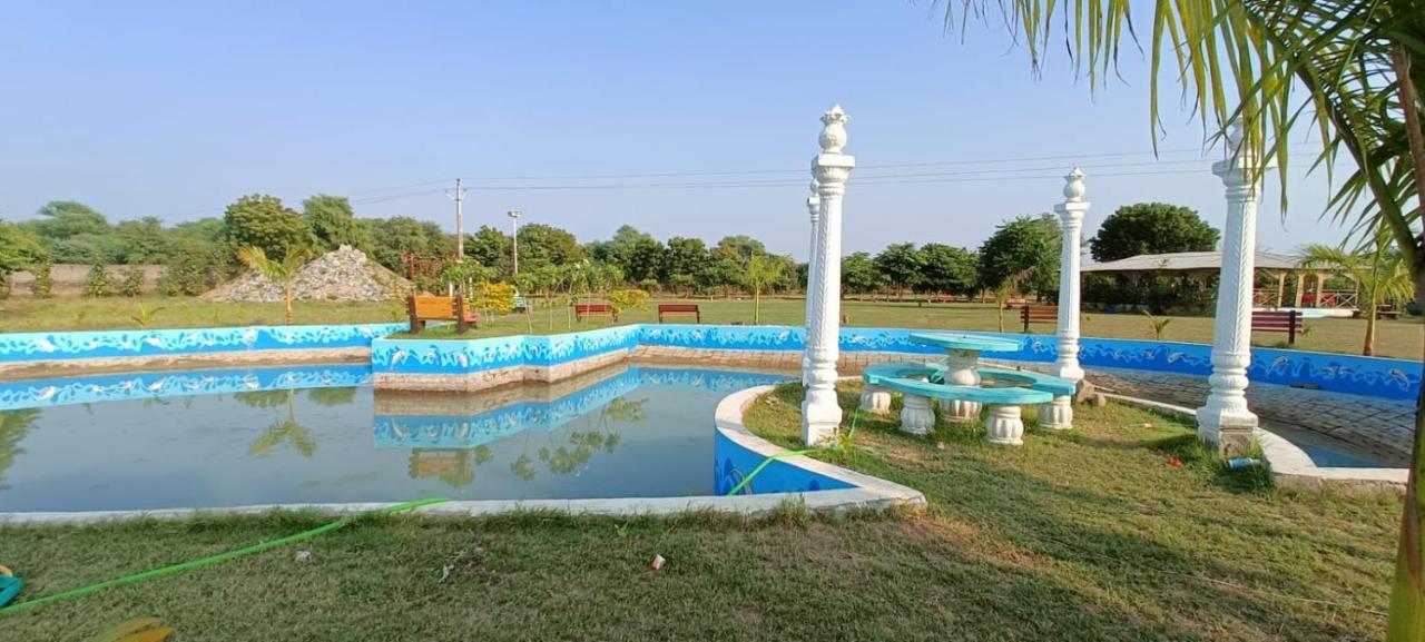 Modhera Sunrise Resort - Tents Bhungas Jungle Restaurants & Candlelight Dining Kalri Kültér fotó