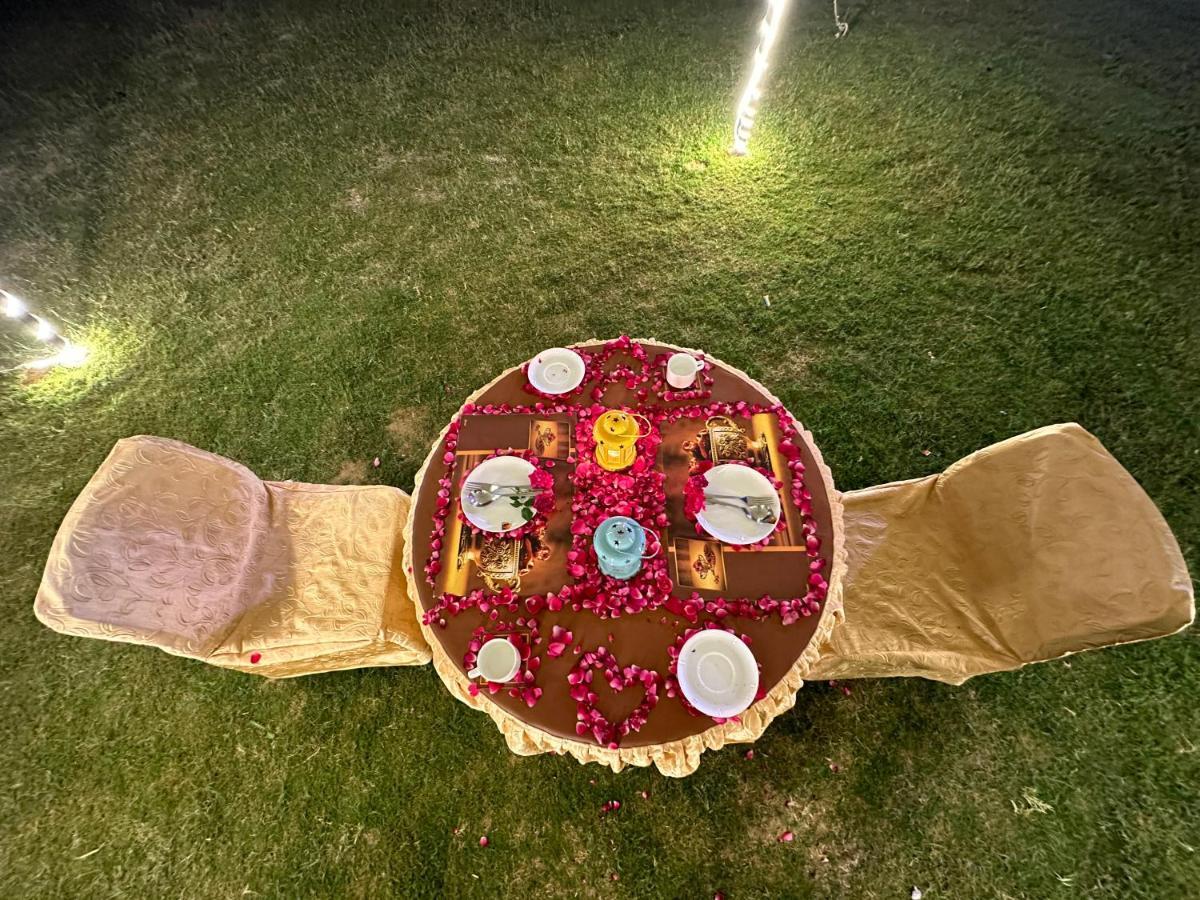 Modhera Sunrise Resort - Tents Bhungas Jungle Restaurants & Candlelight Dining Kalri Kültér fotó