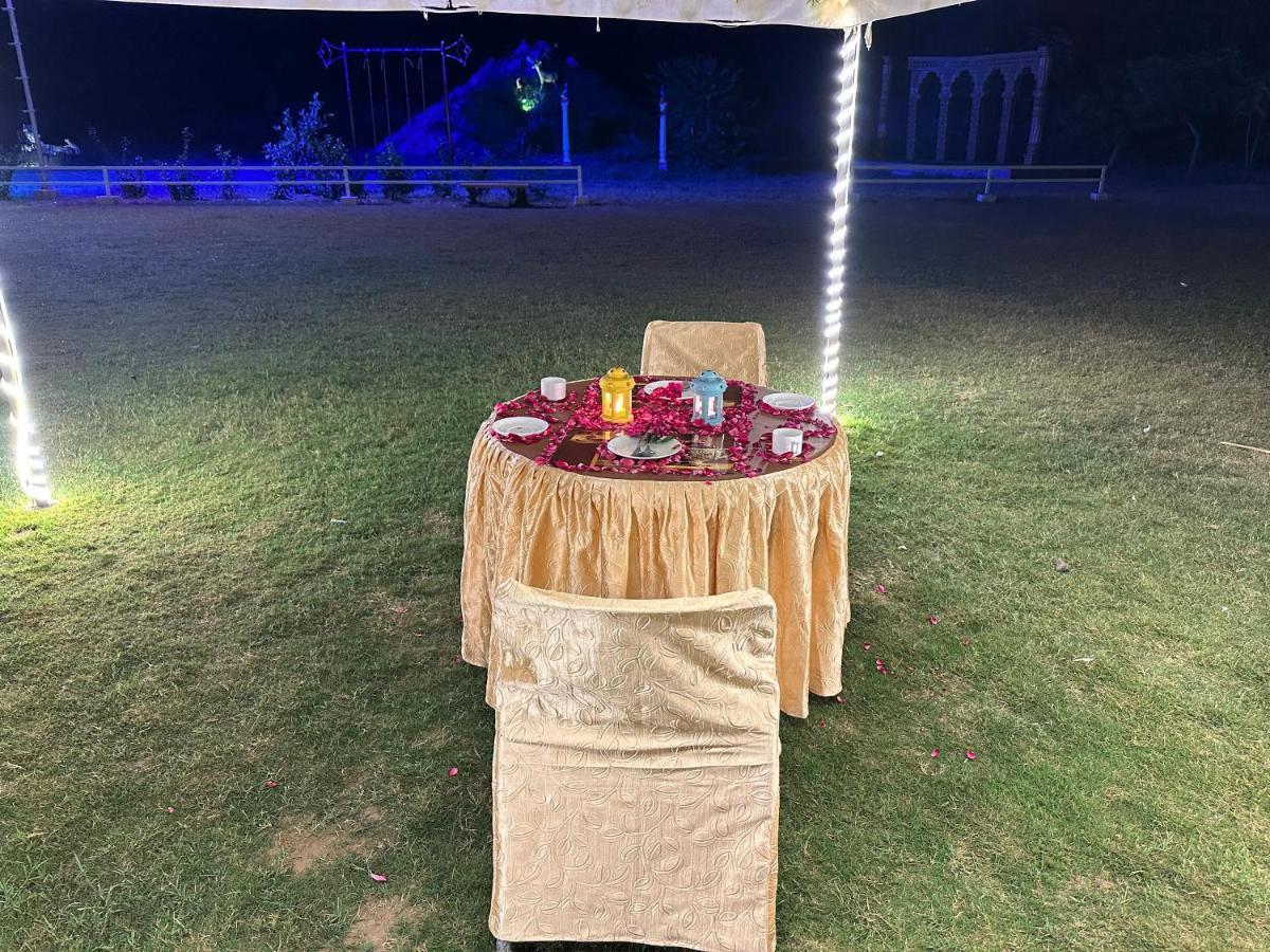 Modhera Sunrise Resort - Tents Bhungas Jungle Restaurants & Candlelight Dining Kalri Kültér fotó