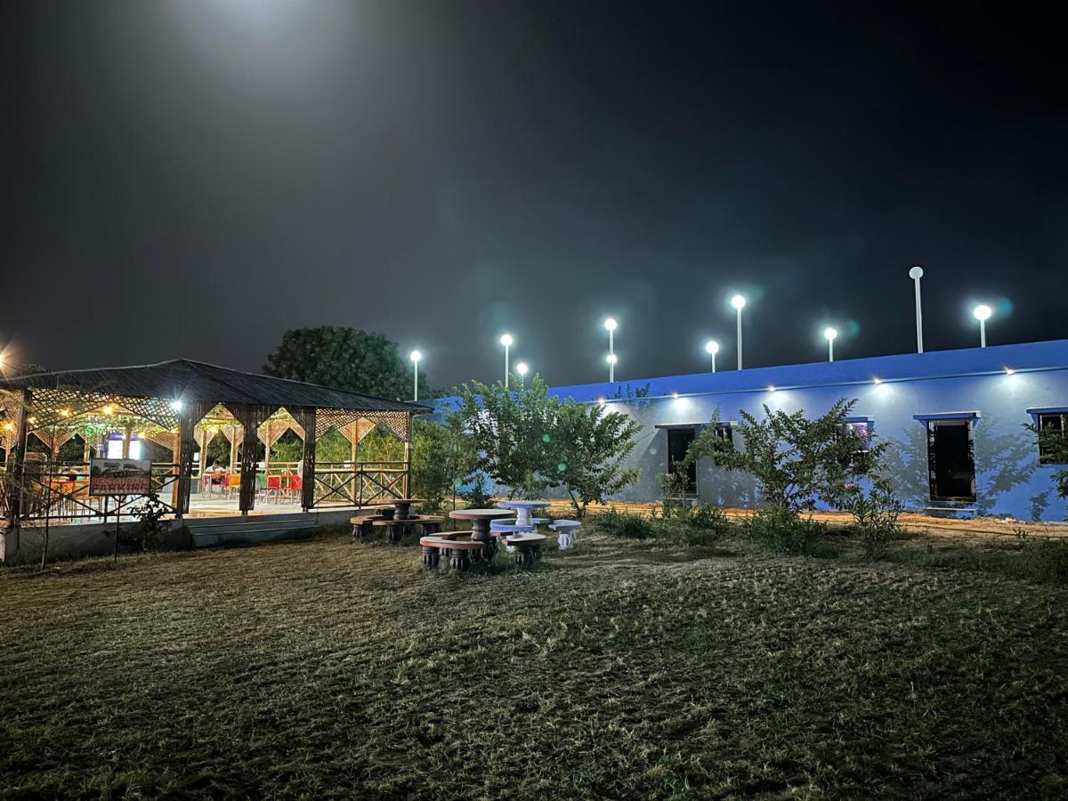 Modhera Sunrise Resort - Tents Bhungas Jungle Restaurants & Candlelight Dining Kalri Kültér fotó