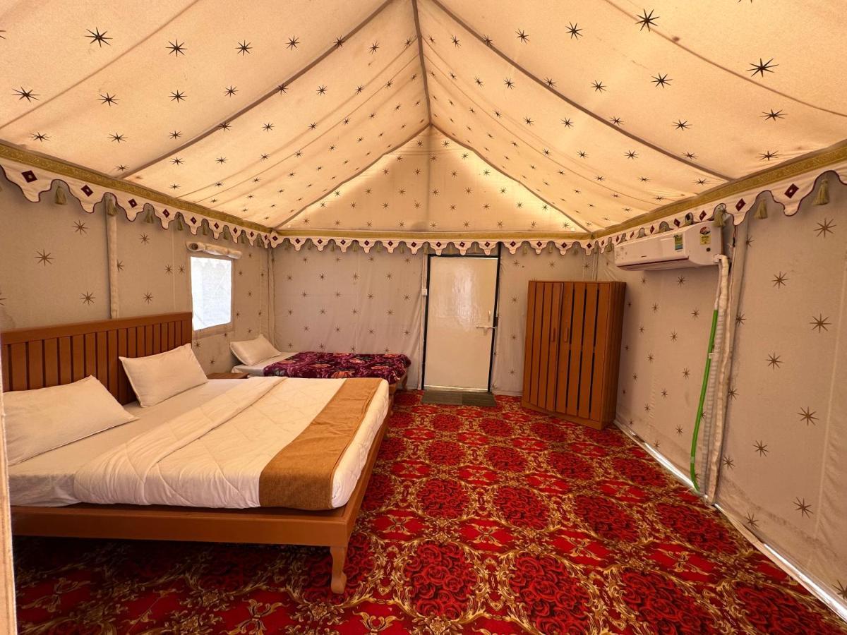 Modhera Sunrise Resort - Tents Bhungas Jungle Restaurants & Candlelight Dining Kalri Kültér fotó